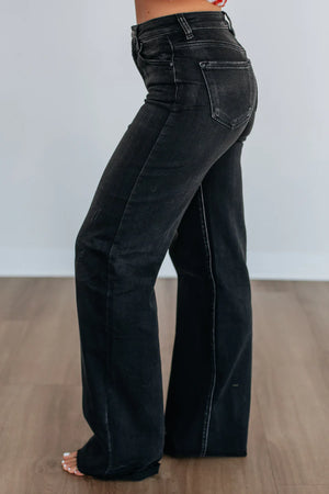High-Waisted Flared Denim Jeans with Retro Wash &amp; Relaxed Silhouette